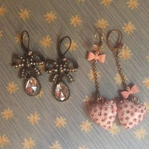 Betsey Johnson earring duo bow bundle